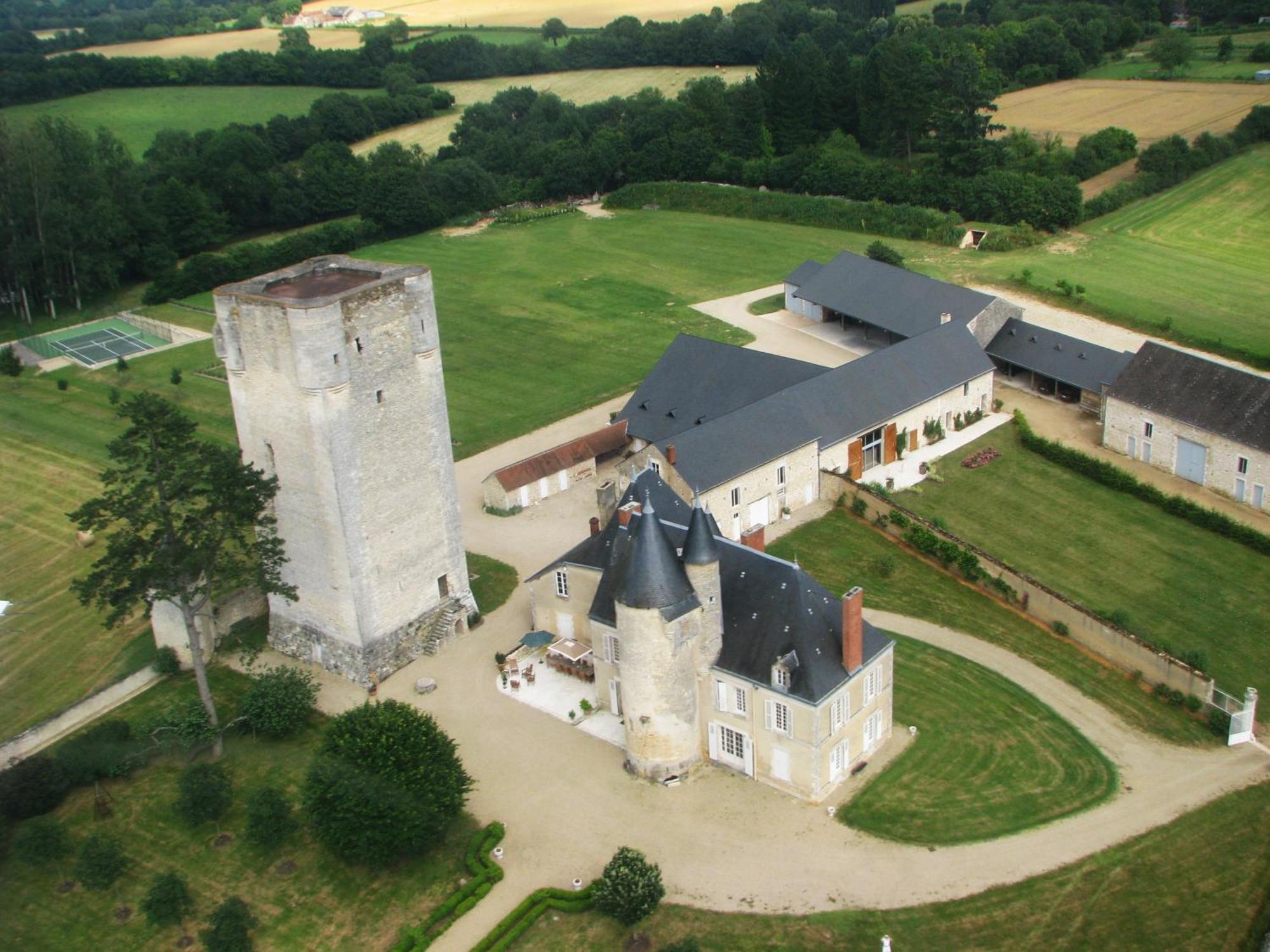 Chateau De Mazieres Tendu Exterior photo